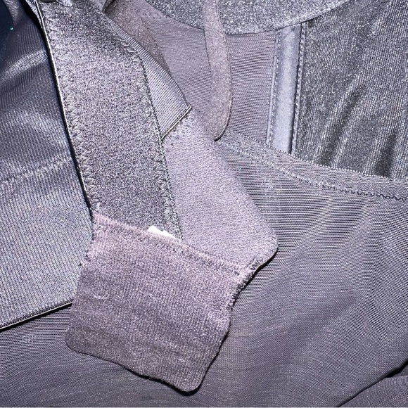 Elegant Black Women's Bodysuit - Picture 3 of 13